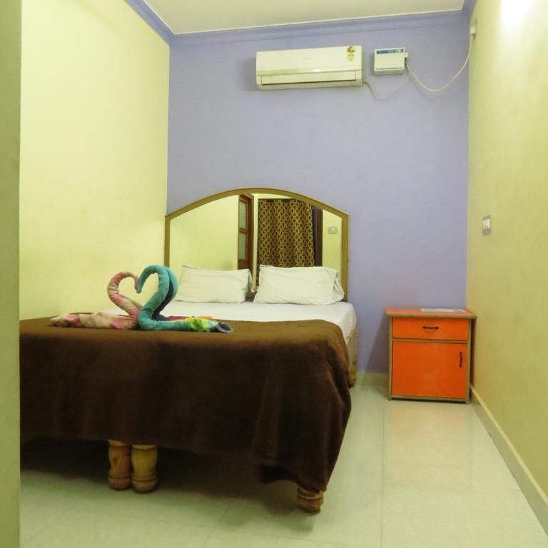 Thilak Home Stay Хампи Стая снимка